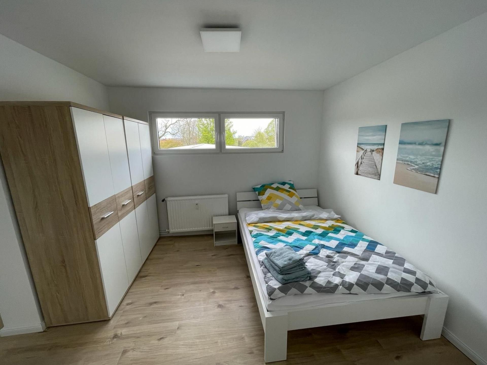 Herrliches Doppelzimmer im Grünen in Schleswig-Holstein - ideal für Monteure, Gemeinschaftsbad (Zimmer Nr. 4) Foto 2